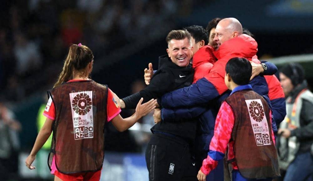 爆冷！街霸6强队意外出局震惊全场