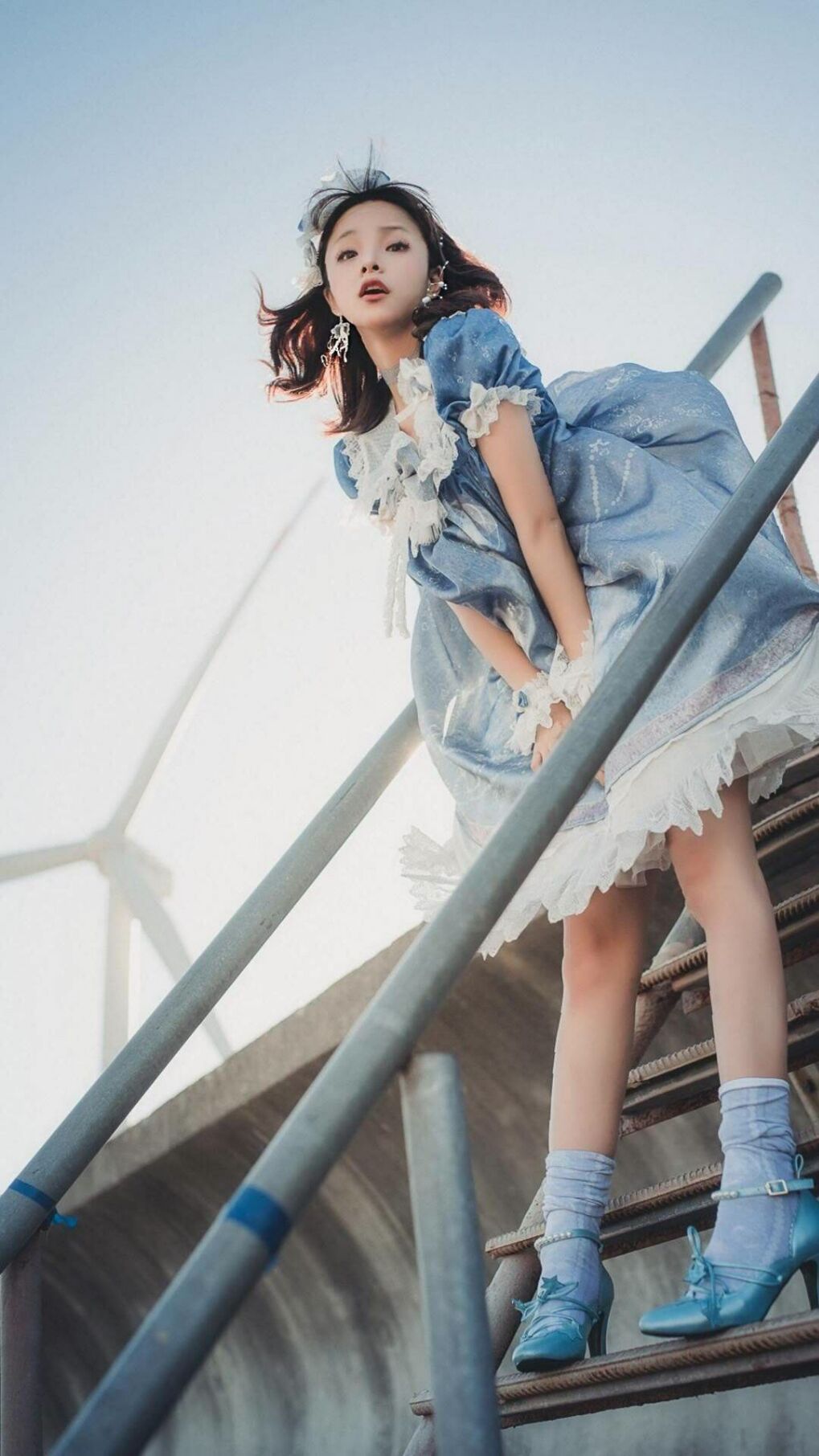 哈斯暗刃出鞘，当火星车神话在巴林的沙漠风中碎裂