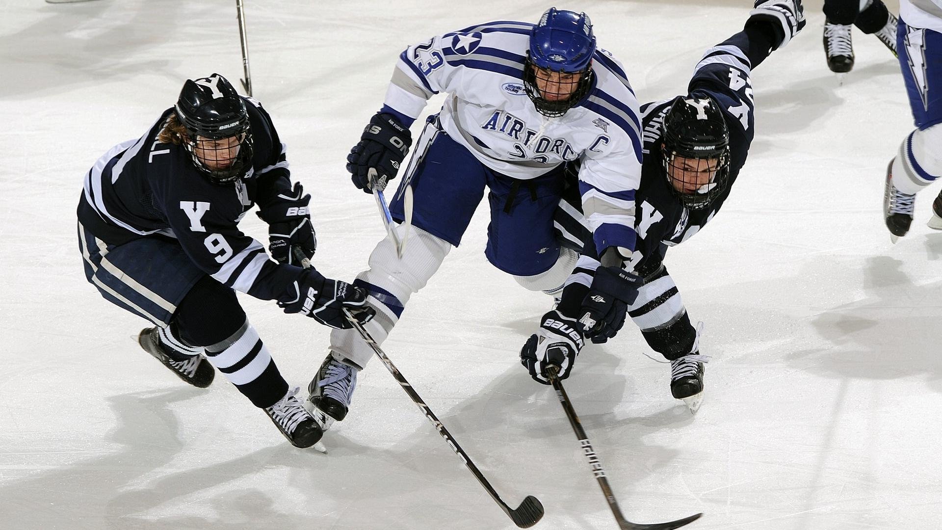 爱游戏官网-终场哨响前0.1秒，当鹈鹕的欧冠级绝杀击落火箭