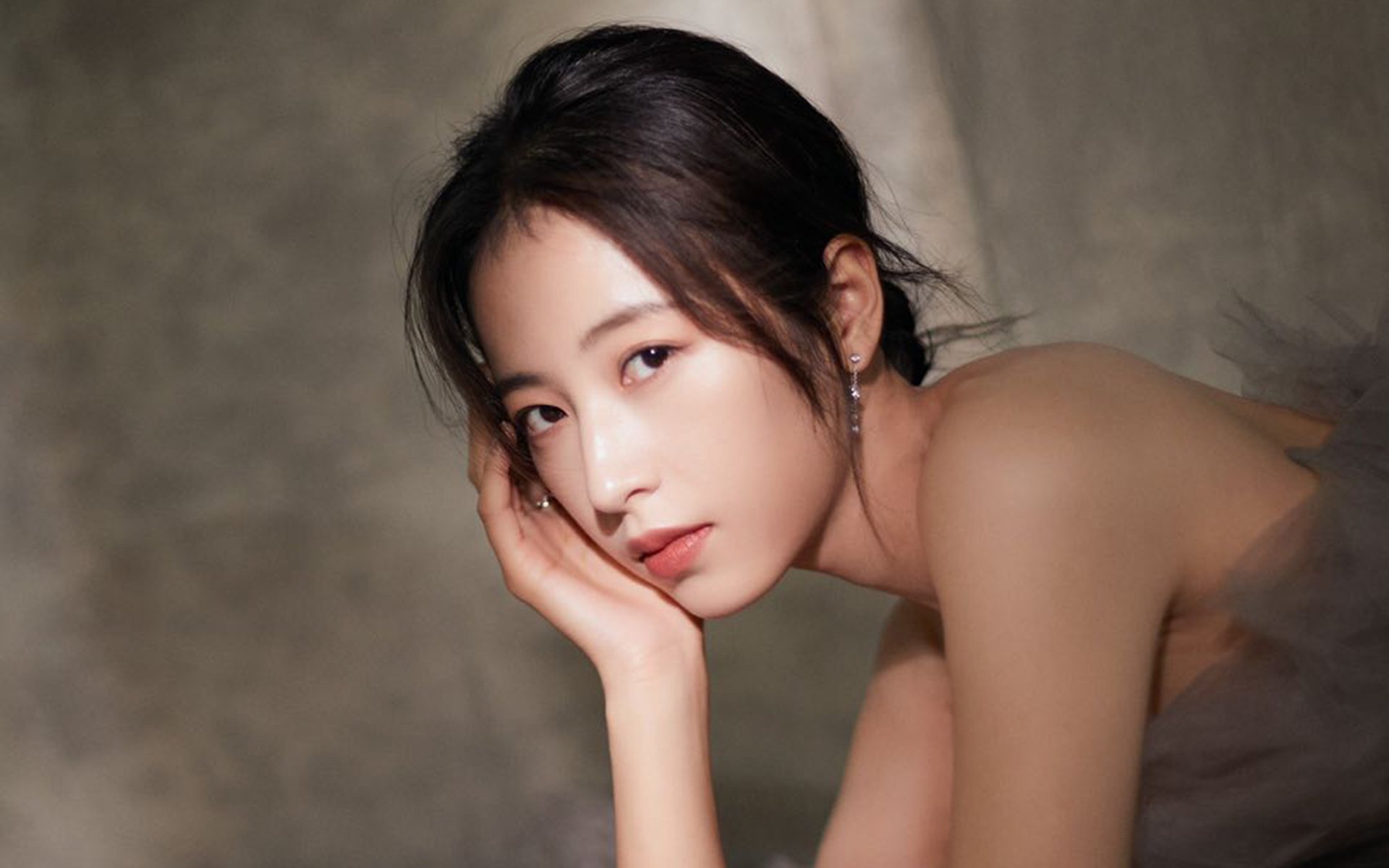 爱游戏APP-双核宣言，从意甲今夜到哈利伯顿—攻防转换中的时代密码