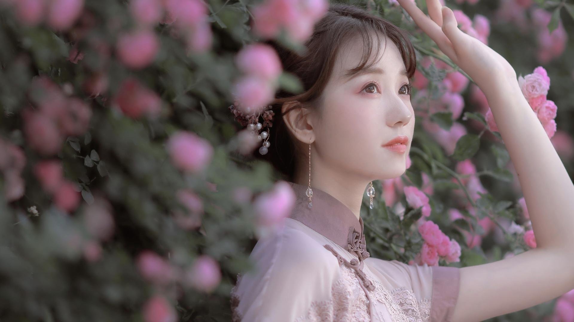 爱游戏入口-浓眉化身战神！世界排名争夺战之夜，他用全程高能输出定义何为现代内线