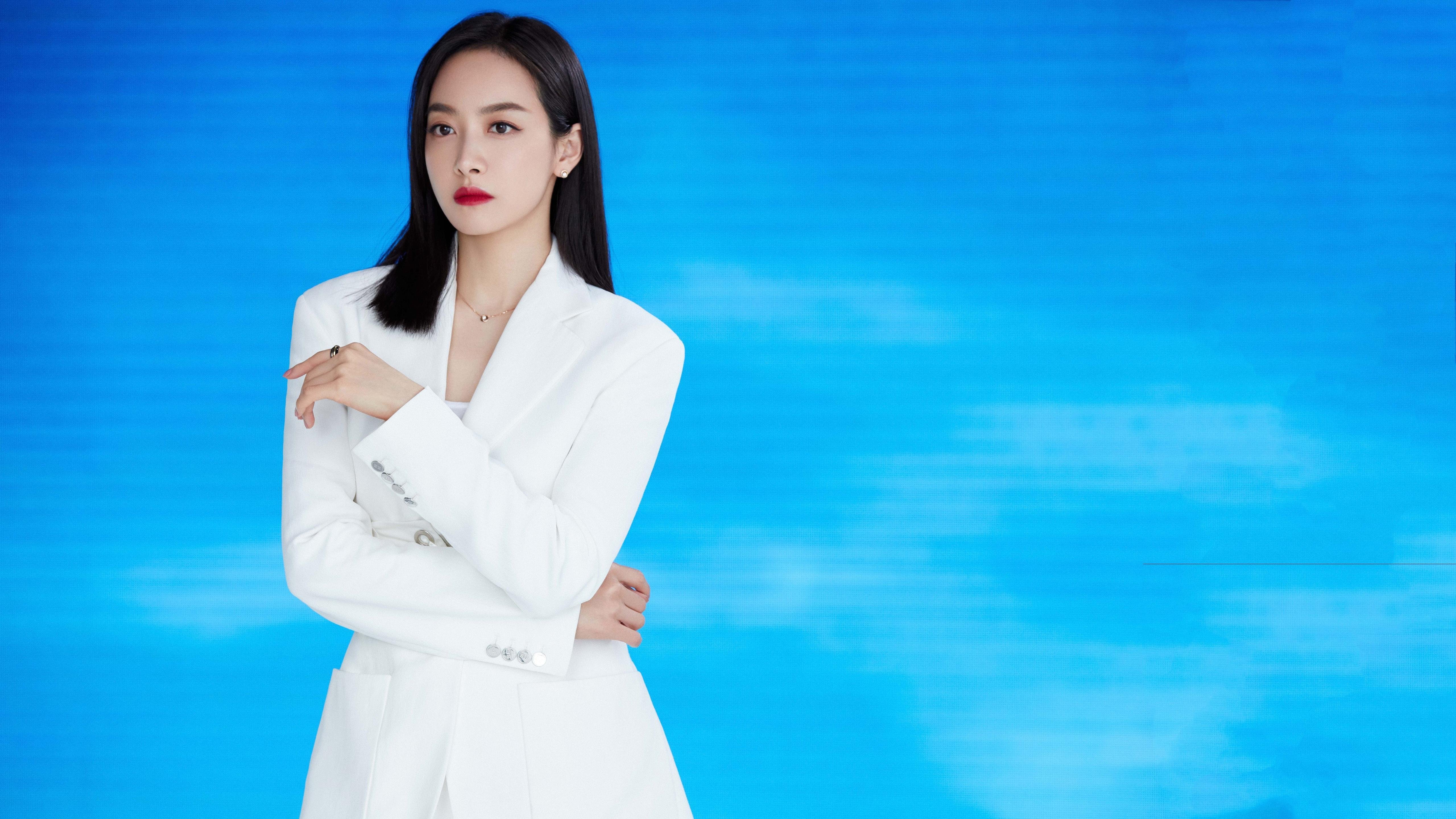 爱游戏体育-量子纠缠下的东决，当76人在2023年季后赛横扫森林狼，一个被折叠的篮球宇宙